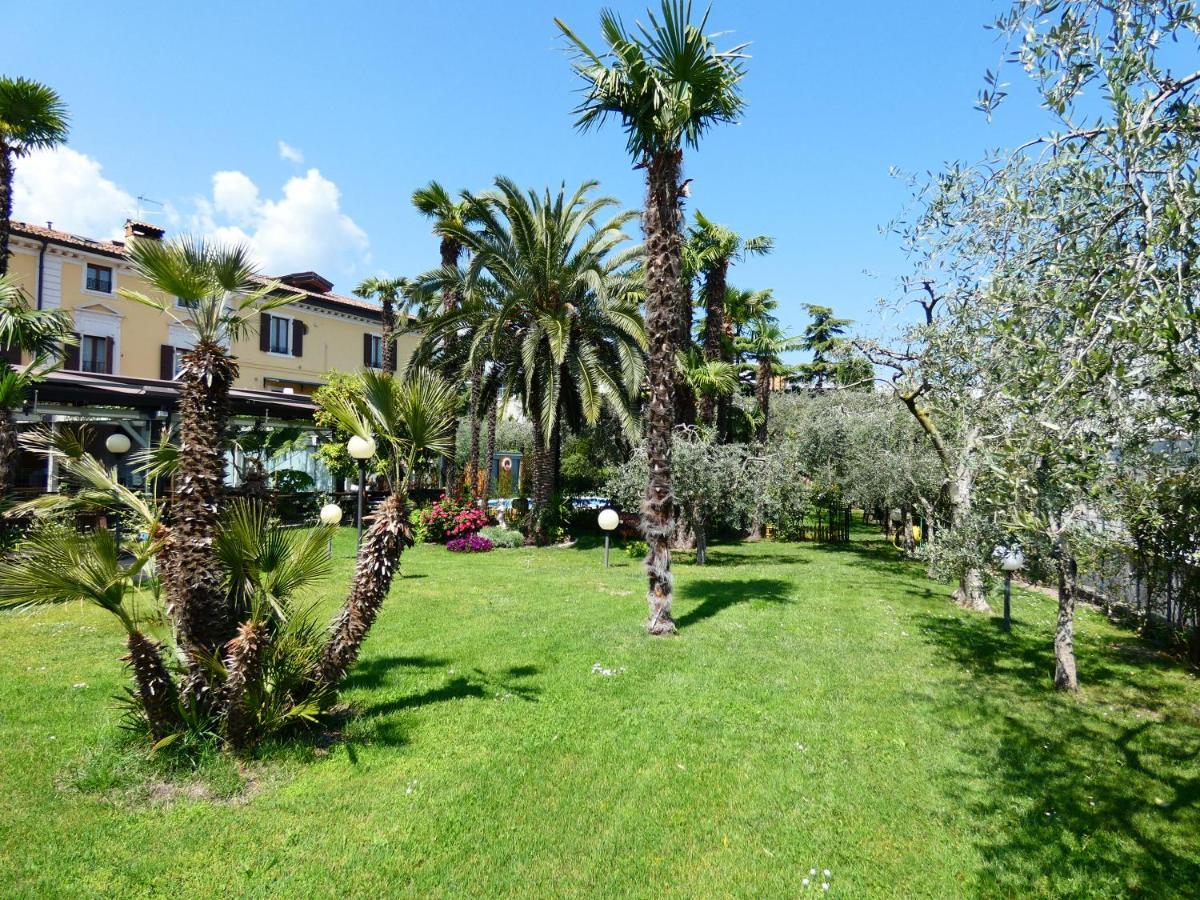Residence Villa Degli Aranci Ρίβα ντελ Γκάρντα Εξωτερικό φωτογραφία