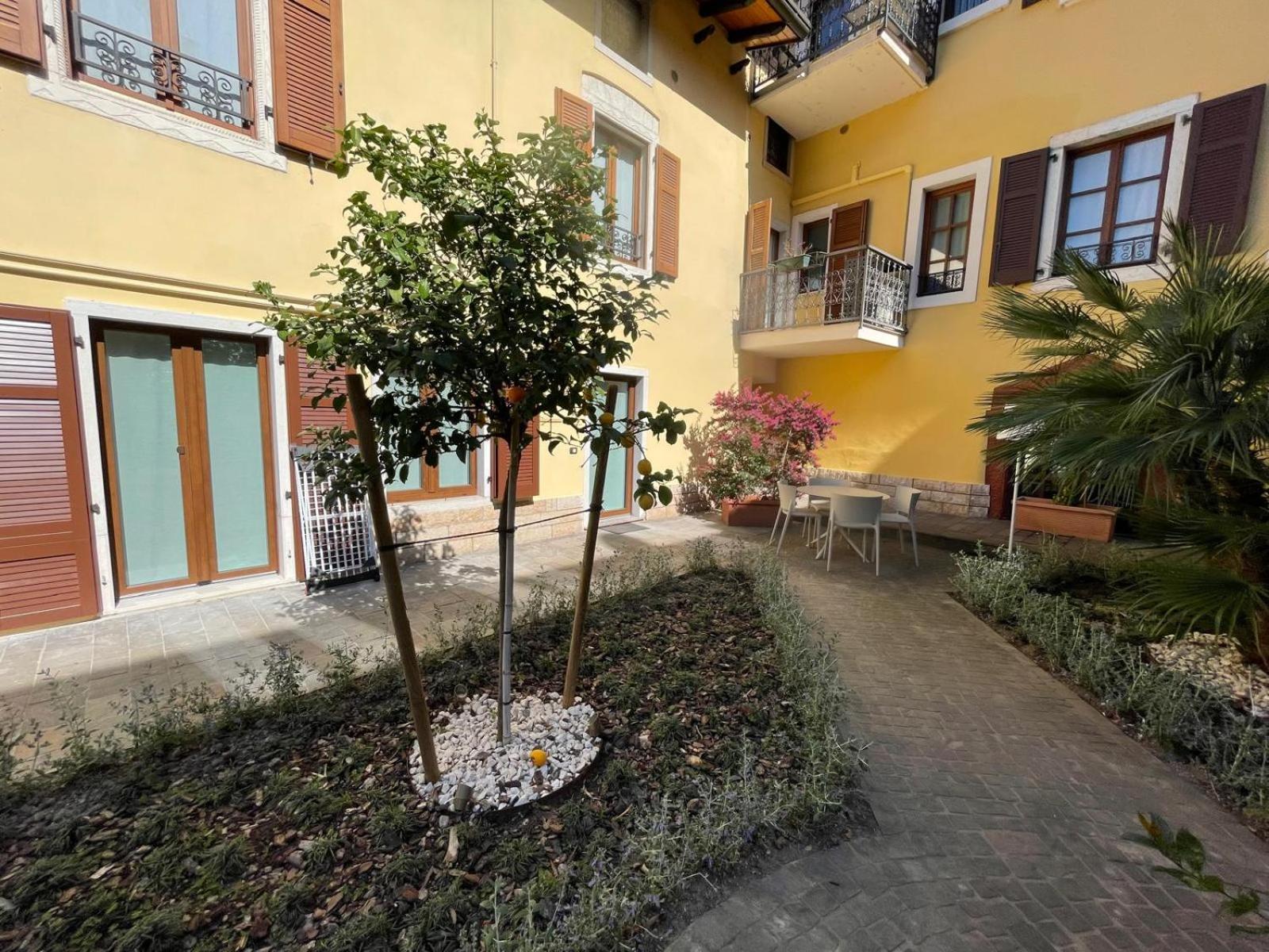 Residence Villa Degli Aranci Ρίβα ντελ Γκάρντα Εξωτερικό φωτογραφία
